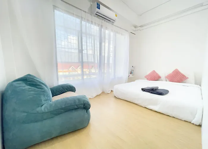 Transit Donmueang Airport Hostel *